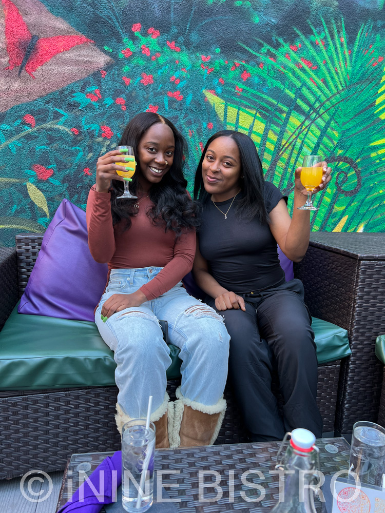 iNine Bistro gallery photo 26